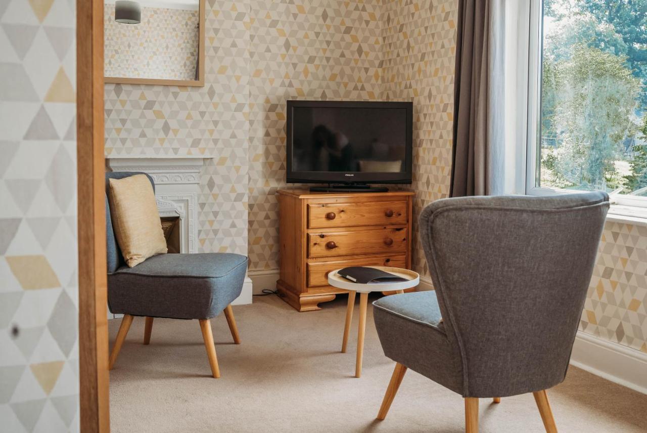 Three Wells B&B ลานดินดรอดเวลส์ ภายนอก รูปภาพ